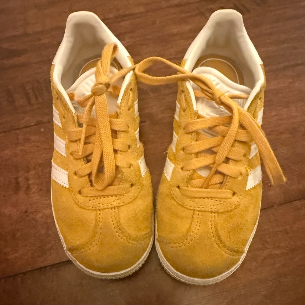 Little Boys Adidas Gazelle Sneakers